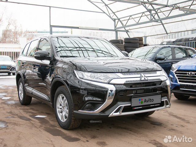 Mitsubishi Outlander 2.0 CVT, 2020