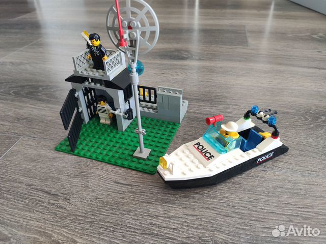 Lego 6598 Metro PD Station - Полицейский участок Lego 6598 Metro PD Station - Полицейский участок