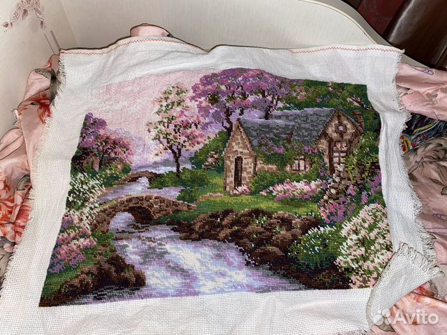 Готовая вышивка картина Весенний пейзаж 38 на 26