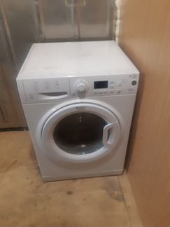 Хотпоинт Аристон WDG862 с сушкой 8 кг