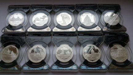 3 рубля 2015 символы россии.высший грейд