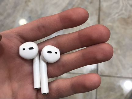 Airbods 1