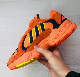 Кроссовки Adidas