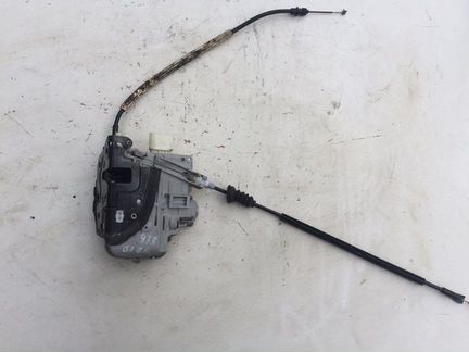 Замок двери передний правый Volkswagen Passat B7