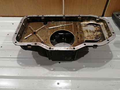 Поддон двигателя газель 406. Поддон двигателя змз 406. Картер 409-1009010 масляный. Змз 406 поддон с масляным радиатором. Поддон газ 3302 умз 4216.