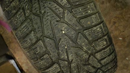 Nokian hakkapeliitta 7 215 55 17