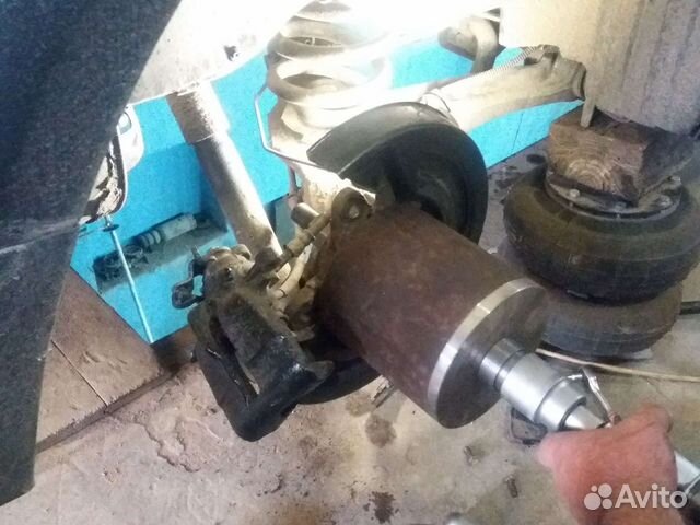 Съемник ступицы на Volkswagen T5, T6