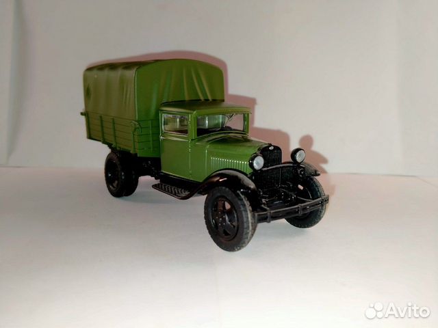 Модель 1/43 газ-аа