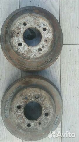 Тормозные задние барабаны+ колодки,ммс кольт,мираж