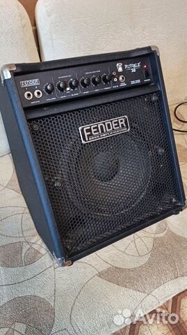 Басовый комбик Fender rumble 30