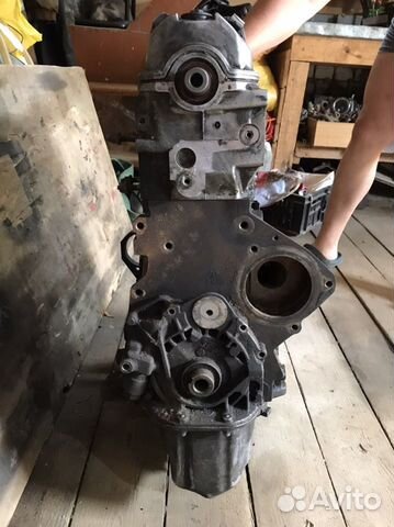 Фольксваген Т-4 мотор ацв 2.5 в разборе