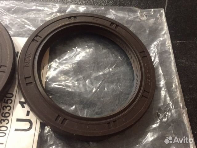 Продам оригинальные сальники toyota 90311-46001