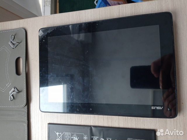 Планшет asus TF300T батареи и чехол