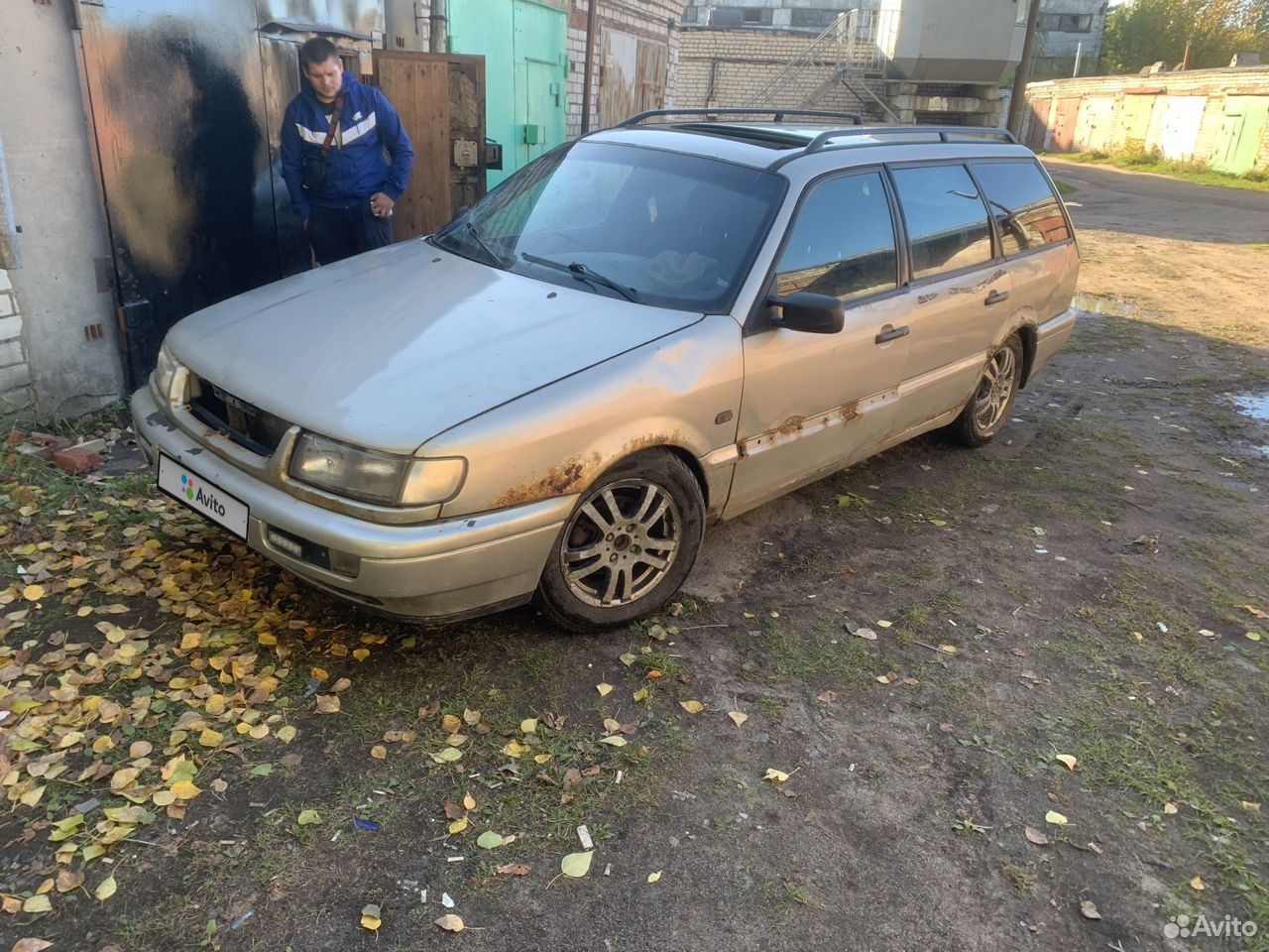 142 тыс. Volkswagen Vento 1992 седан. Субару Легаси 2.0 автомат 4 ВД 1997 года отзывы.