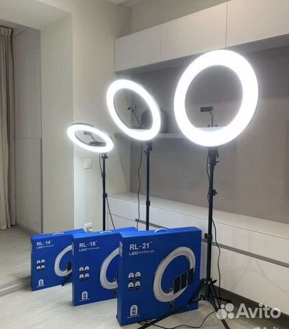 Кольцевая лампа со штативом