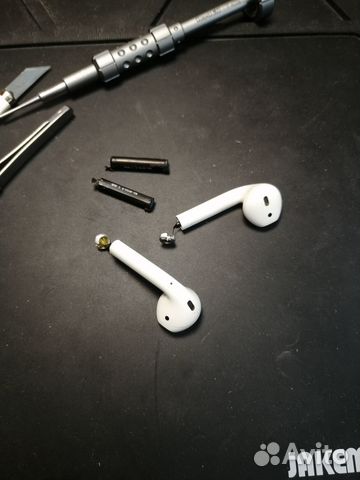 Ремонт наушников AirPods