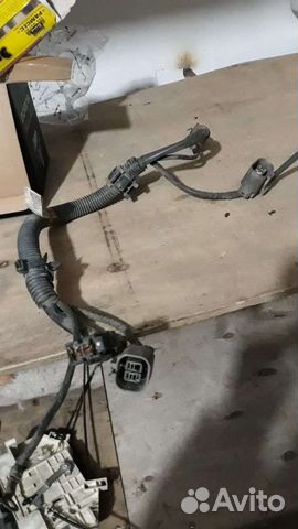 Коса генератора кондиционера Nissan wingroad y11