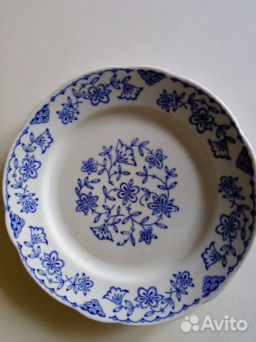 Тарелка фарфорофая гдр
