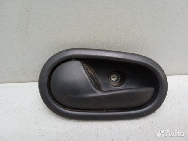 Ручка двери внутренняя левая Renault Logan 2 1.6