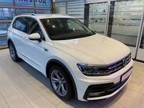 Volkswagen Tiguan, 2018, с пробегом, цена 3 390 000 руб.