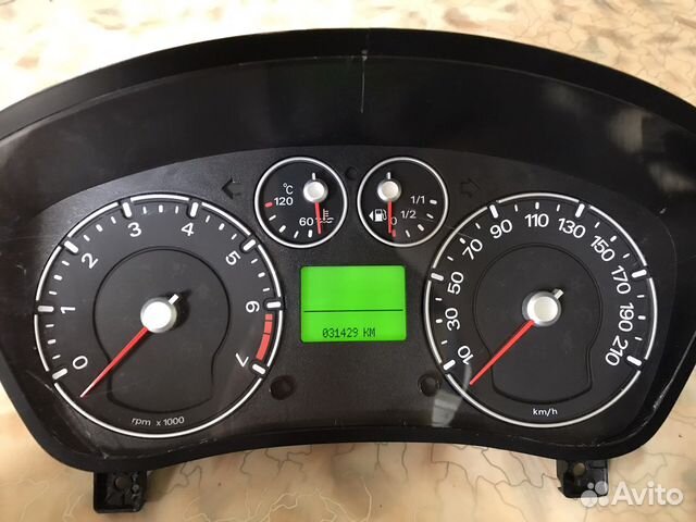 Щиток приборов форд