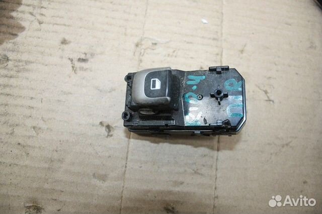 Кнопка стеклоподъемника KIA RIO 2017