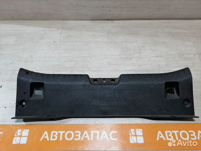 Обшивка задней панели замка багажника Ceed 1 хетч