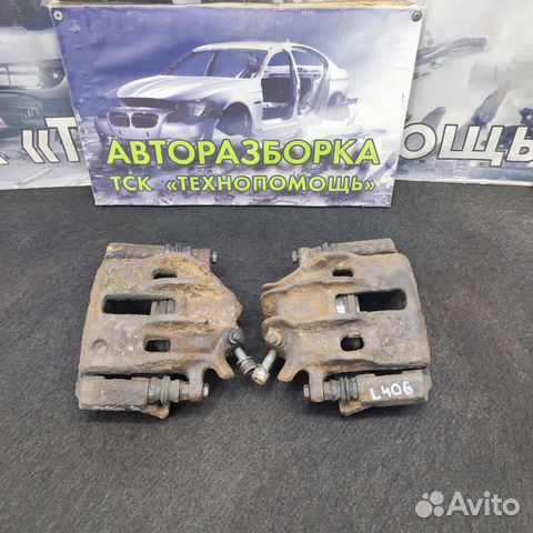 Правый суппорт Peugeot 406