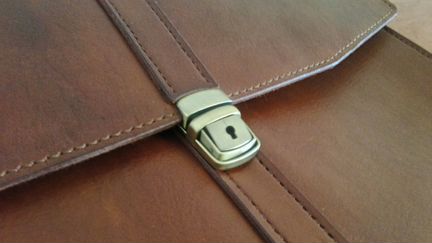 Мужской портфель.Натуральная кожа