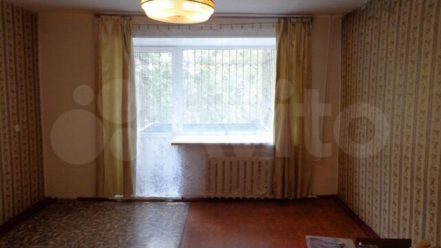 3-к. квартира, 65 м², 2/5 эт.