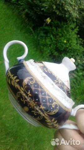 Сахарница, чайная пара, кружки, напольная ваза