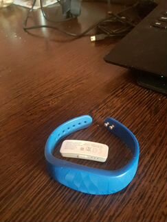 Фитнес браслет Sony swr-10