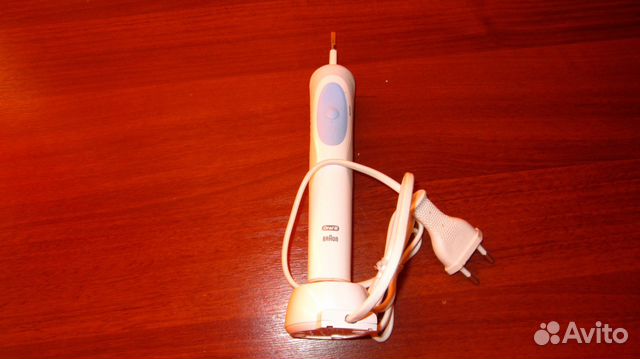 Электрическая зубная щетка oral-B Vitality 3D