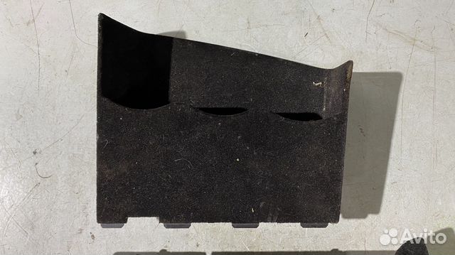 Ящик передней консоли Mercedes Benz W219