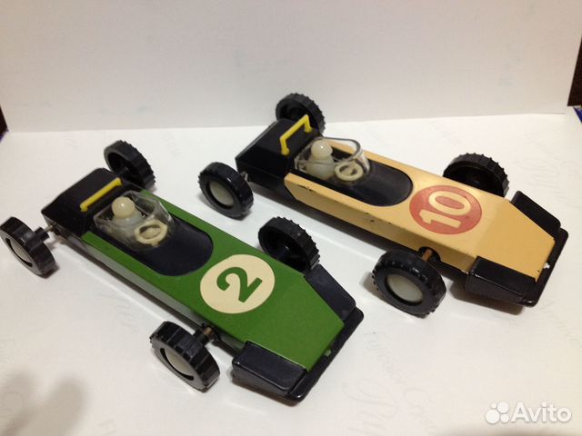 Игрушки машинки СССР. Цена за две