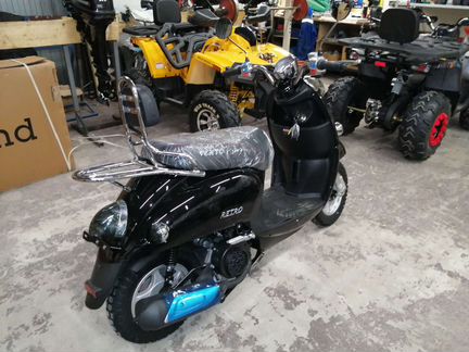 Скутер vento retro 49.6CC (по факту 150)