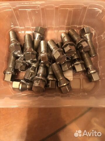 Болты Мерс Е 124 и гайки для Авто