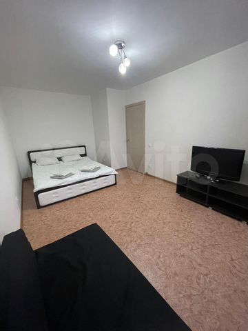 1-к. квартира, 35 м², 8/10 эт.