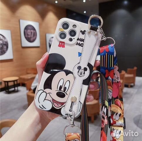 Чехол на iPhone