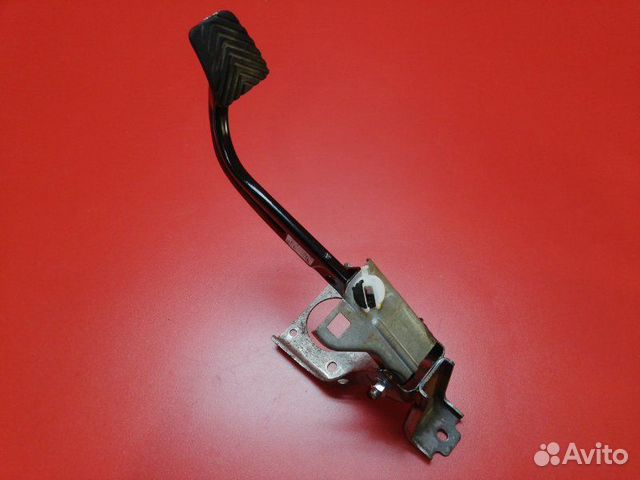 Педаль тормоза Hyundai Solaris RB G4FC 2011