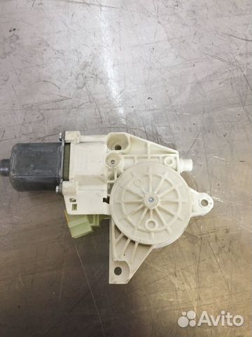 Мотор стеклоподъемника mercedes W212 A2048200142