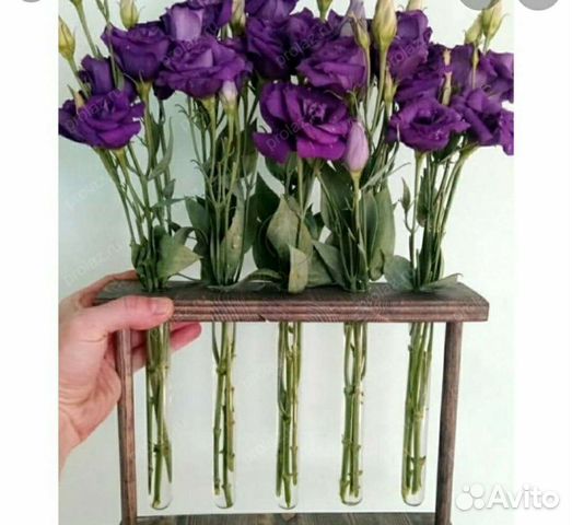 Флористическое кашпо, подставка. Цветы в колбе