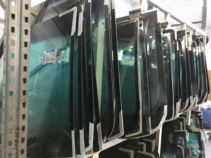 Лобовое стекло VW Polo