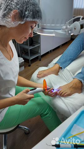 Подолог, титановые нити