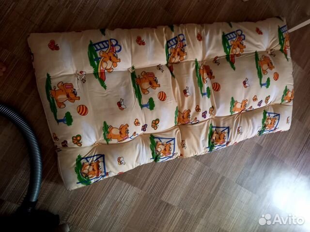 Матрац и одеяло в детскую кровать