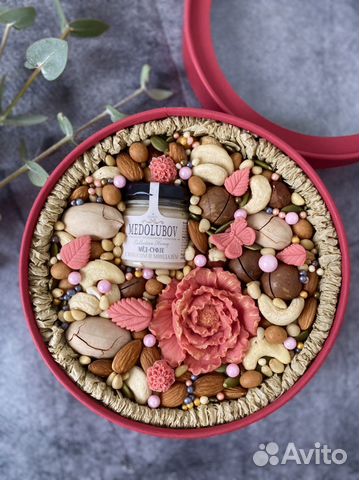 Подарочные наборы/боксы из сухофруктов и орехов