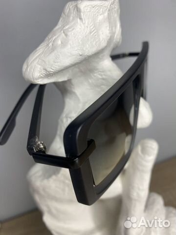 Очки новые разные. Бронь на темные