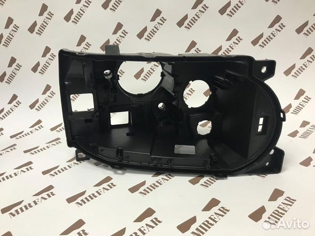 Правый корпус фары Land Rover Range Rover Vogue 3