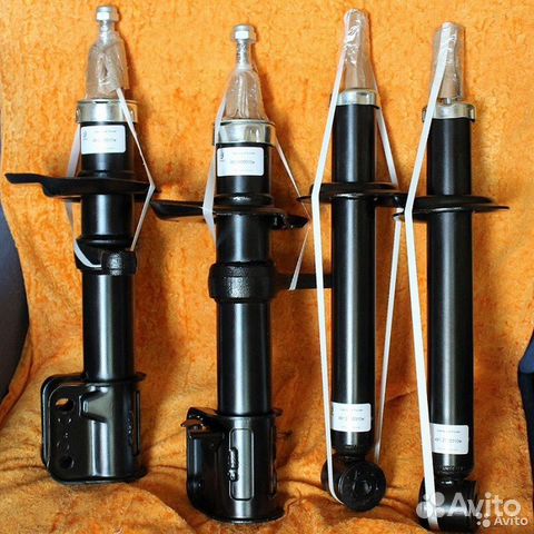 Стойки передние на иномарки