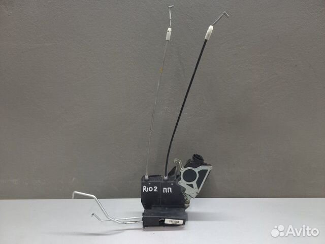 Замок двери передний правый Kia Rio 2 2011